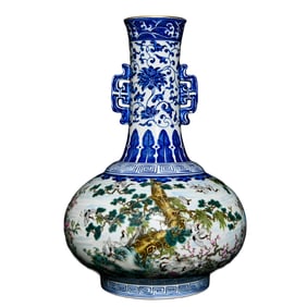 Chinese Qing Dynasty Gilt Edge Famille Rose Pine Tree & Crane Design Porcelain Vase