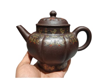 Chinese Yixing Zisha Clay Teapot w Artist Signed