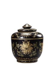 Chinese Gilt Gold Wooden-cored Lacquerware Tea Caddy