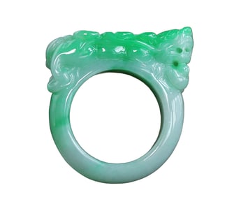 Exquisite Jadeite Carved Fortune Dragon Thymb Ring