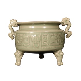 Chinese Yue Kiln 3 Legs Double Ears Porcelain Incense Burner