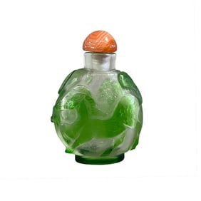 Chinese Peking Glass Low Relief Fortune Horse Snuff Bottle