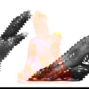 Old Chinese Agate Carved Kwan-yin Statue: Old Chinese Agate Carved Kwan-yin StatueDimension: 110 x 81 x 35 (mm) 4.33 x 3.19 x 1.38 (inches) Weight: 0.50 lbs/ 225 g