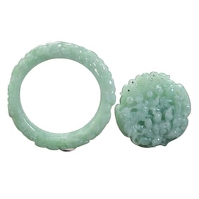 Inside Diameter 56mm Exquisite Jadeite Bracelet w Jadeite Carved Flowers Bired Pendant