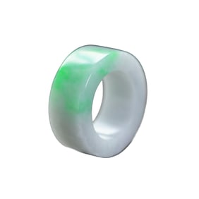 Exquisite Jadeite Thumb Ring