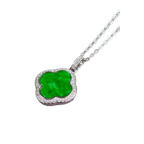 Beautiful 925 Silver Inlay Green Jadeite Clover Pendant
