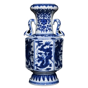 Chinese Qing Dynasty Blue And White Porcelain Dragon Phoenix Design Porcelain Vase