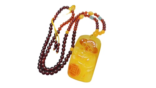 Beautiful Beeswax Carved Fortune Mouse Pendant w Hand Woven Beads Necklace