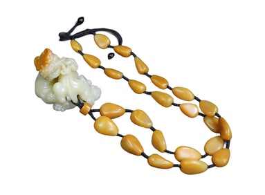 Superb Chinese Tianhuang Stone Carved Divine Beast Pendant w Hand Woven Beads Necklace