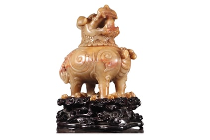 Superb Vintage Chinese Shoushan Stone Carved Divine Beast Statue