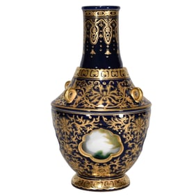 Chinese Qing Dynasty Gilt Gold Blue Glaze Flowers Design Turn Heart Porcelain Vase