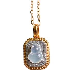 Exquisite 18K Gold Inlay Jadeite Carved Gourd Pendant