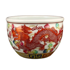 Chinese Wucai Clouds Dragon Design Porcelain Jar