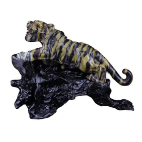 Vintage Chinese Shoushan Stone Carved Tiger Statue