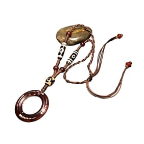 Beautiful Chinese Agate Carved Agate Ring Pendant w Hand Woven Beads Necklace