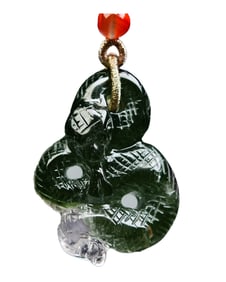 Beautiful Green Crystal Carved Snake Pendant w Hand Woven Necklace