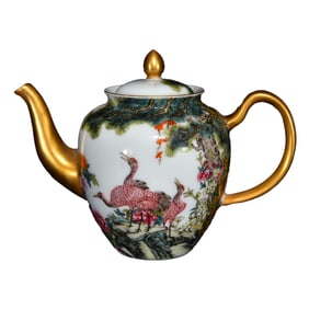 Chinese Qing Dynasty Gilt Gold Famille Rose Pine Tree & Crane Design Porcelain Teapot