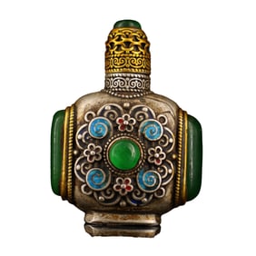 Beautiful Silver Inlay Green Jade Snuff Bottle