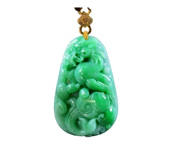 Exquisite Green Jadeite Carved Ruyi Dragon Pendant w Chenxiang Wood Beads Necklace