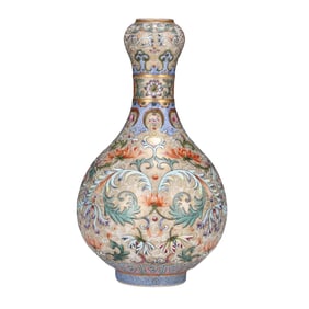 Chinese Gilt Edge Famille Rose Flowers Design Porcelain Vase