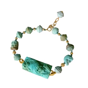 Exquisite 18K Gold Buckle Inlay Turquoise Carved Figure Beads Bracelet