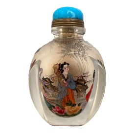 Old Chinese Peking Glass Inside Painting Beautiful Woman Design Snuff Bottle w Stopper