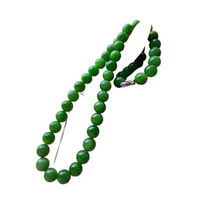 Superb Chinese Green Hetian Jade Beads Necklace
