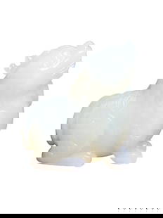 Superb Chinese White Hetian Jade Carved Fortune Beast Statue: Superb Chinese White Hetian Jade Carved Fortune Beast StatueDimension: 48 x 32 x 14 (mm)1.89 x 1.26 x 0.55 (inches) Weight: 0.39 lbs/ 178 g