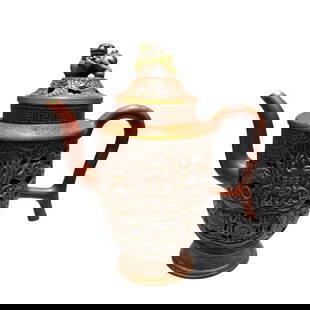 Antique Chinese Gilt Gold Yixing Zisha Fortune Dragon Teapot: Antique Chinese Gilt Gold Yixing Zisha Fortune Dragon TeapotDimension: 250 x 250 (mm) 9.84 x 9.84 (inches) Capacity: 1000 ml