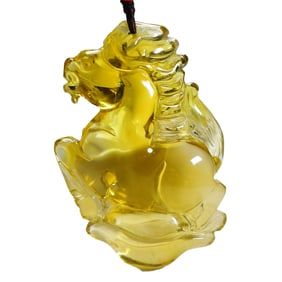 Beautiful Yellow Crystal Carved Fortune Horse Pendant