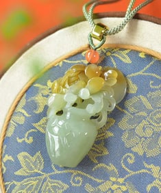 Chinese Hetian Jade Carved Flowers Pendant