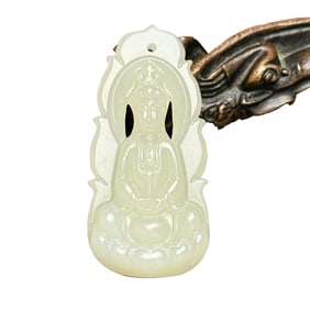 Chinese Hetian Jade Carved Kwan-yin Pendant
