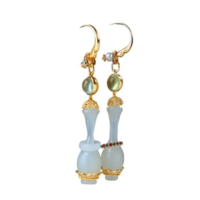 A Pair Exquisite Chinese 18K Gold Inlay Hetian Jade Earring