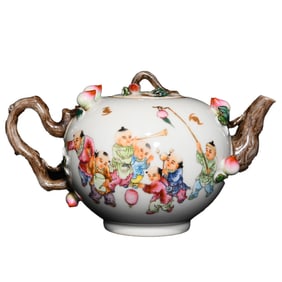 Chinese Qing Dynasty Famille Rose Peach & Urchin Design Porcelain Teapot
