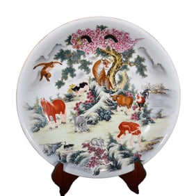 Chinese Qing Dynasty Gilt Edge Famille Rose 12 Chinese Zodiacs Design Porcelain Plate