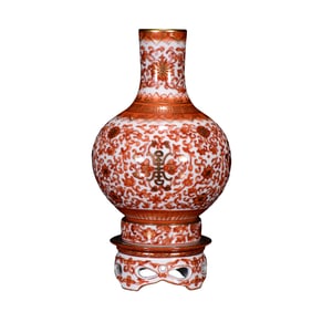 Chinese Qing Dynasty Gilt Edge Iron Red Glaze Flowers Design Porcelain Vase