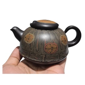Chinese Yixing Zisha Clay Teapot w Artist Signed
