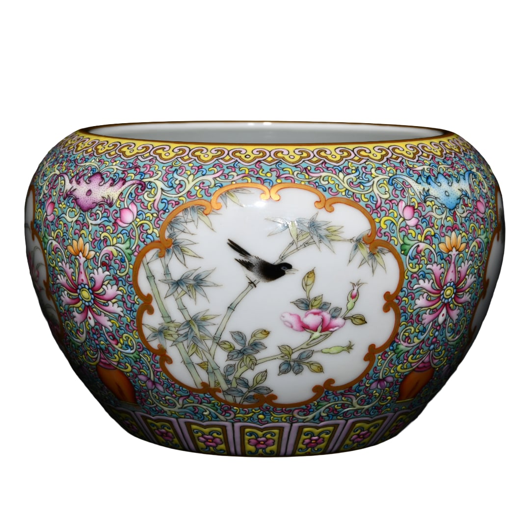 Chinese Qing Dynasty Gilt Edge Famille Rose Flowers Bird Design Porcelain Brush Washer: Chinese Qing Dynasty Gilt Edge Famille Rose Flowers Bird Design Porcelain Brush WasherDimension: 138 x 85 (mm) 5.43 x 3.35 (inches)