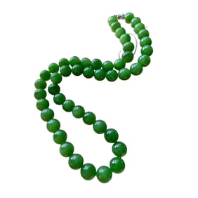 Superb Chinese Green Hetian Jade Beads Necklace