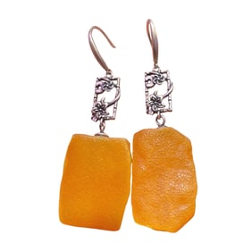 A Pair Beautiful 925 Silver Inlay Beeswax Earring