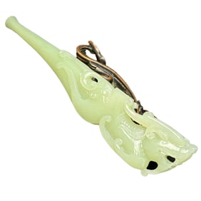 Chinese Hetian Jade Carved Fortune Dragon Cigarette Holder