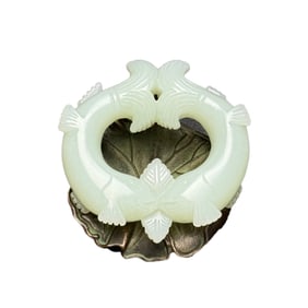 Chinese Hetian Jade Carved Double Fish Pendant
