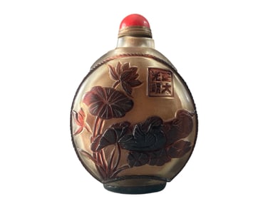Chinese Peking Glass Low Relief Lotus Leaf & Lotus Flower & Mandarin Ducks Snuff Bottle
