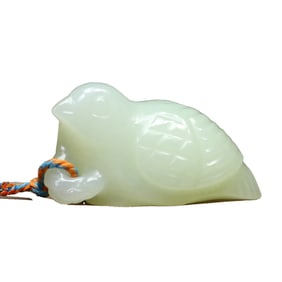 Chinese Natural Hetian Jade Carved Bird Pendant