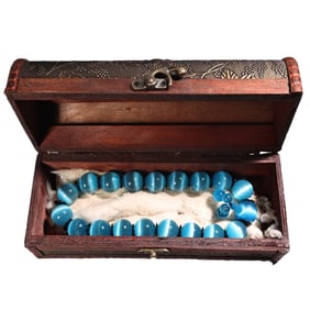 Hand Woven Beautiful Cat's Eye Stone Beads Bracelet w Wood Box