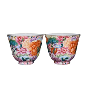 A Pair Chinese Qing Dynasty Gilt Edge Famille Rose Hundreds Of Flowers In Bloom Design Porcelain Cup