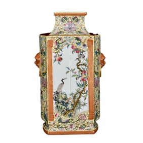 Chinese Qing Dynasty Gilt Edge Famille Rose Crane & Peach Design Porcelain Vase