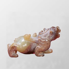 Superb Vintage Chinese Hetian Jade Carved Fortune Beast Statue