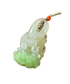 Chinese Natural Hetian Jade Carved Crab Pendant