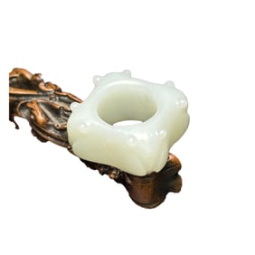 Chinese White Hetian Jade Carved Fortune Cicada Thumb Ring
